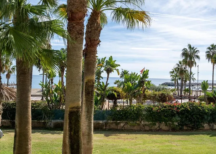 Apartment First Line In Puerto Banus Marbella