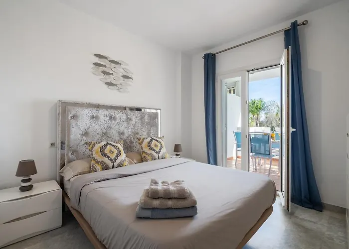 Апартаменты First Line In Puerto Banus